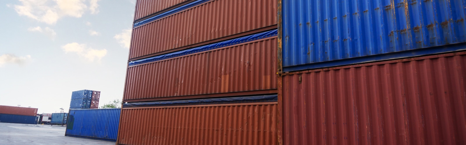 Top Ways Shipping Containers Solve Storage Problems for Commercial and ...